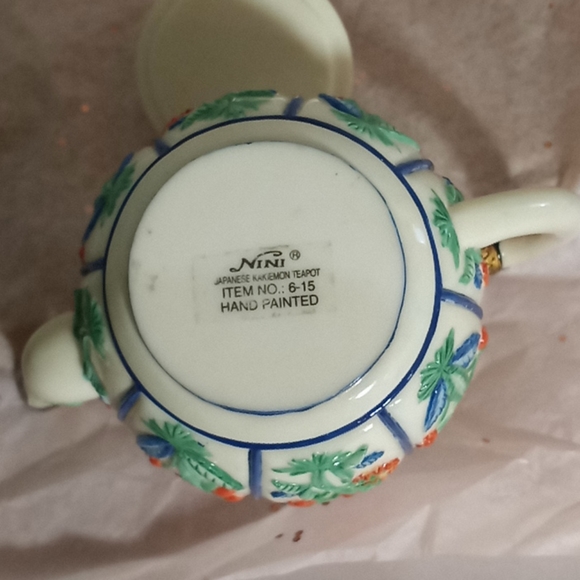 “Nini Japanese Kakiemon Small TeaPot” - Picture 6 of 8